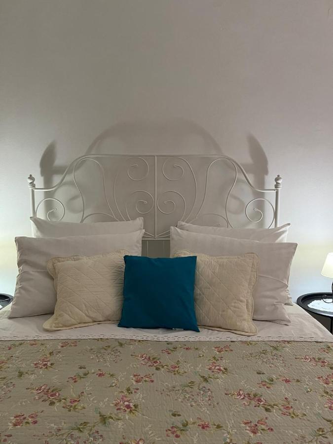 Apartment With Swimming Pool Jelsa  Extérieur photo